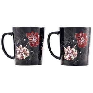 ☕ New in Box 2x xo, Sienna Floral Twilight mugs VHTF